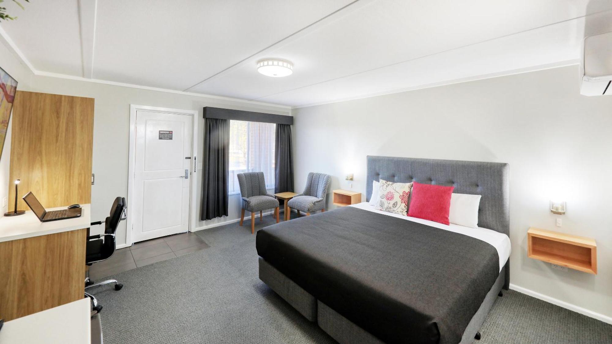 Deniliquin Motel Екстериор снимка